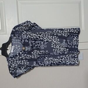 NWOT womens modern attraction top size S navy blue and white
